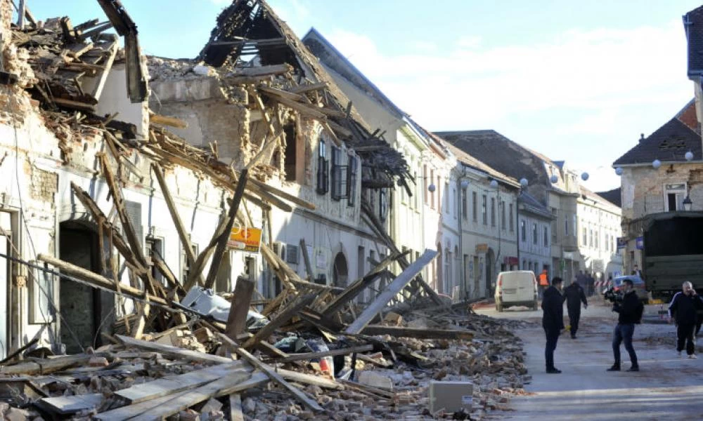 Σεισμός στην Κροατία: Νέα δόνηση 4,9 Ρίχτερ – Στους 7 οι νεκροί (βίντεο)